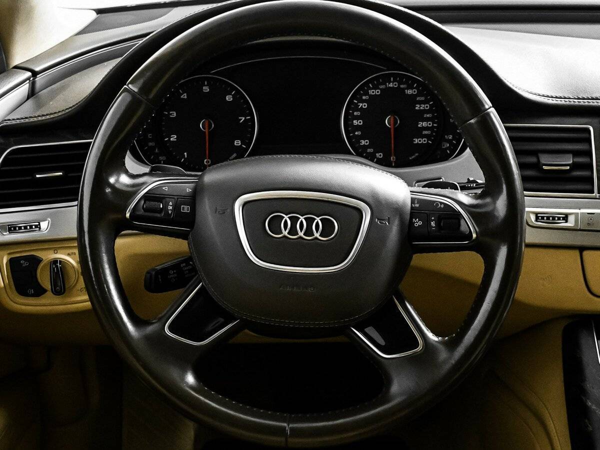 Audi A8 2015 года с пробегом. Фото: #11