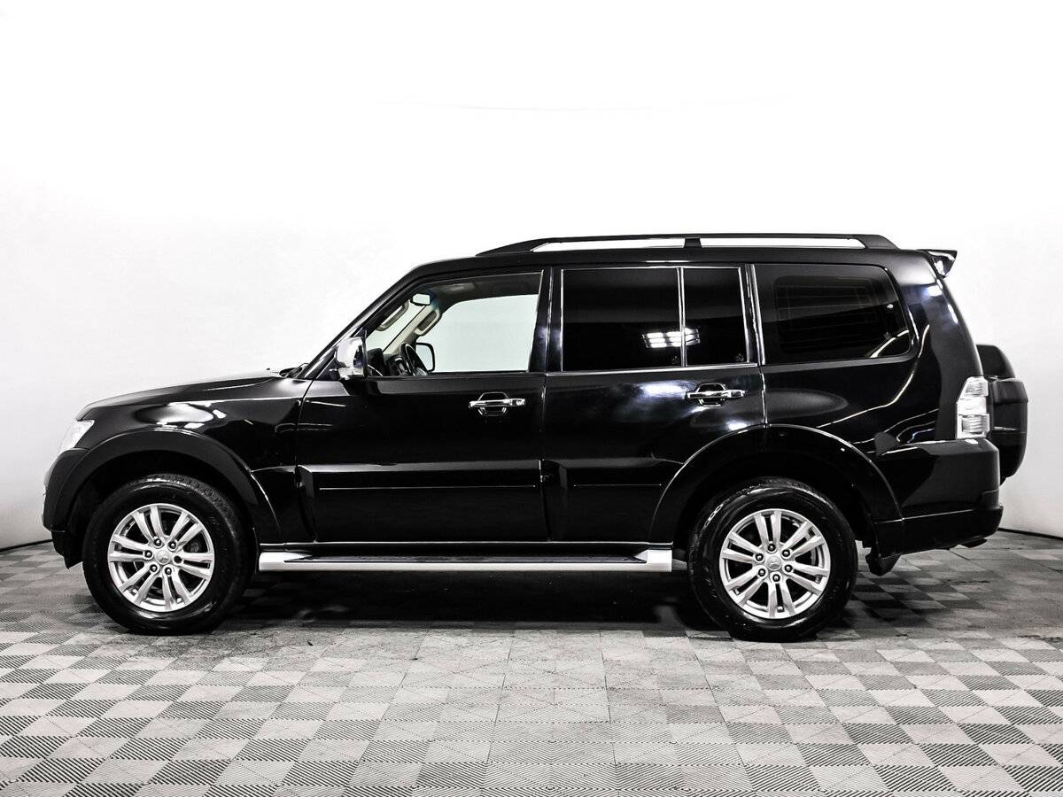 Mitsubishi Pajero 2017 года с пробегом. Фото: #7