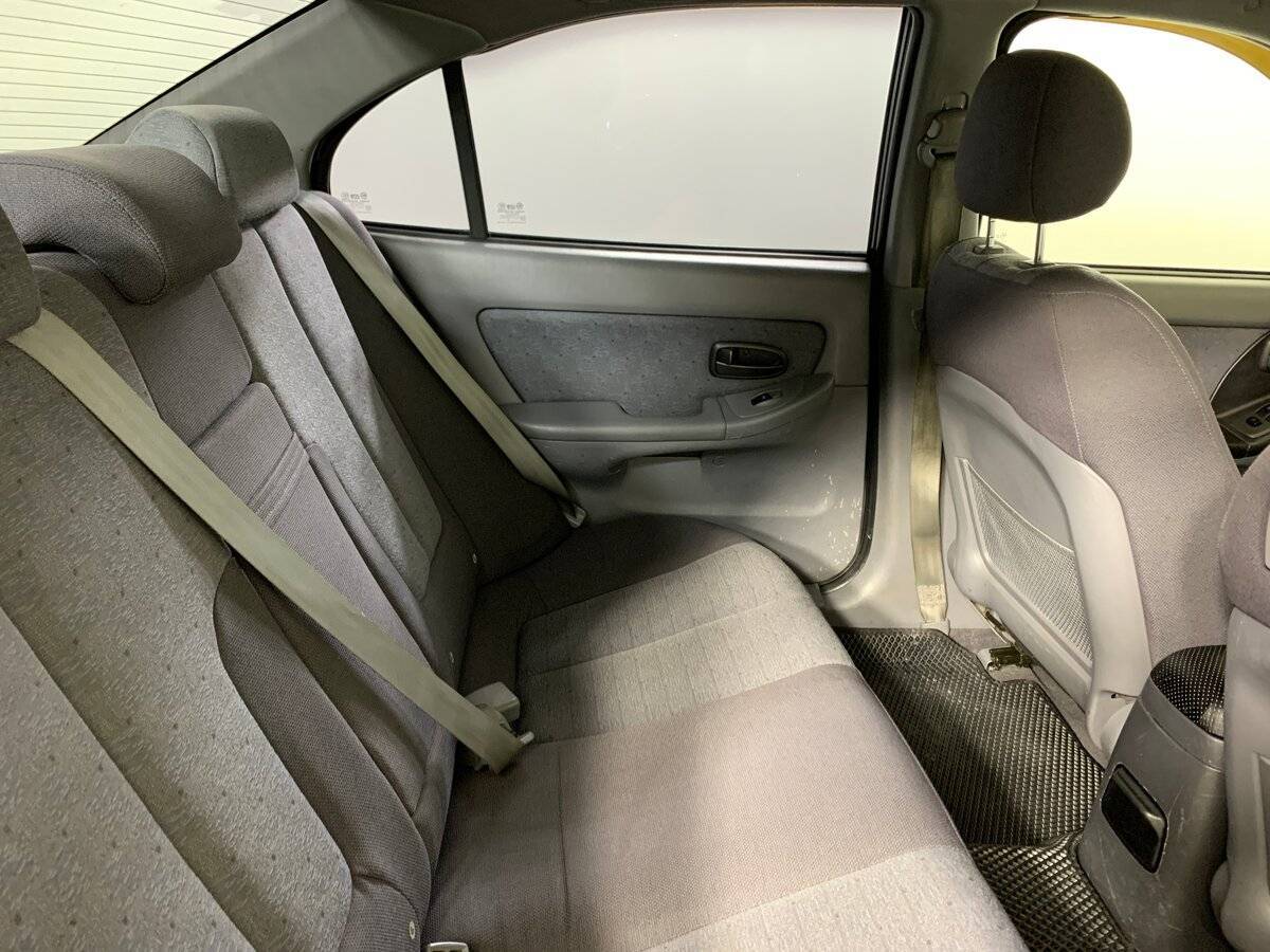 Hyundai Elantra 2009 года с пробегом. Фото: #16