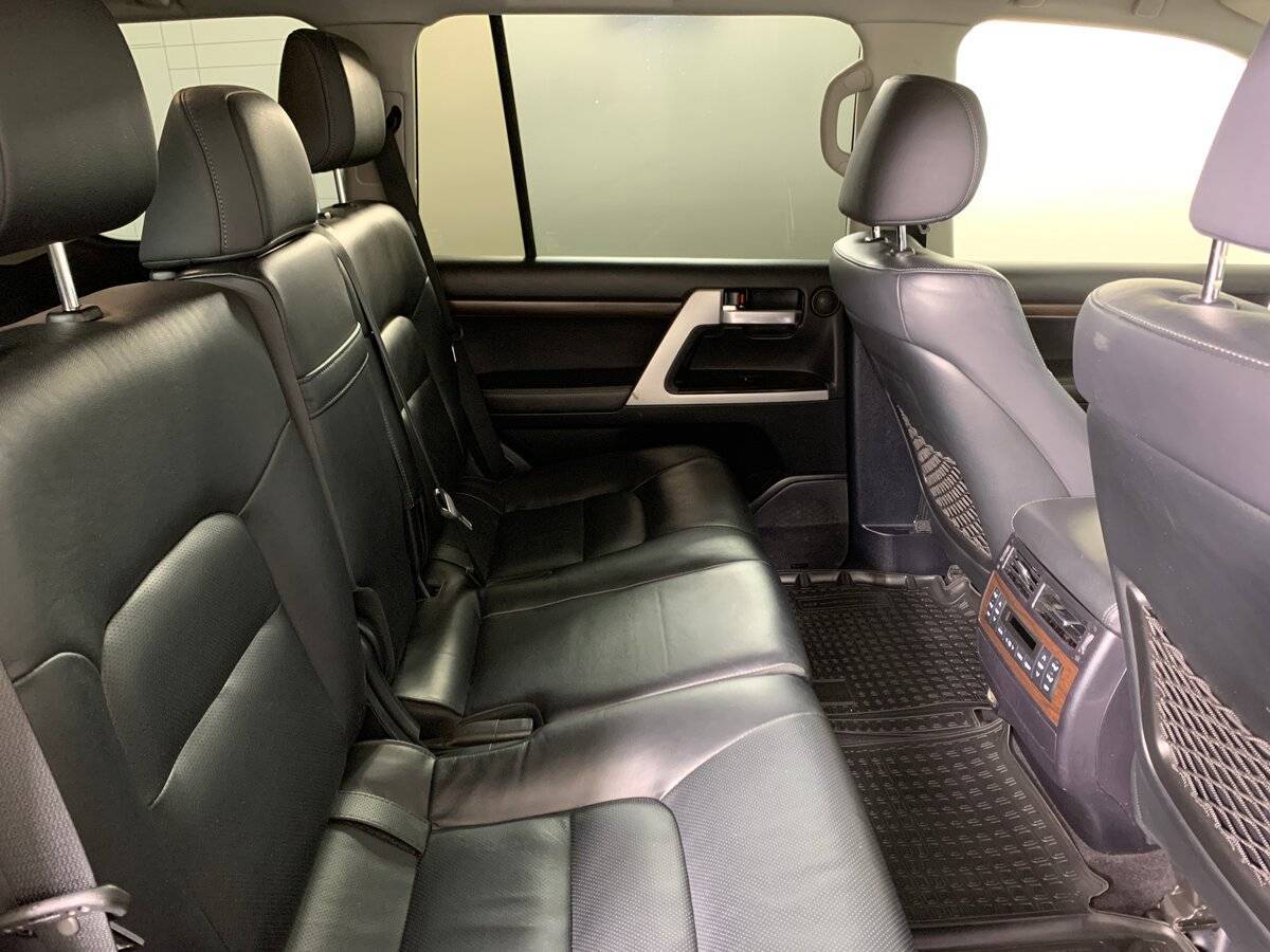 Toyota Land Cruiser 2019 года с пробегом. Фото: #16