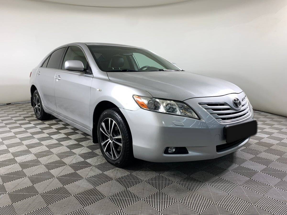 Toyota Camry 2008 года с пробегом. Фото: #2