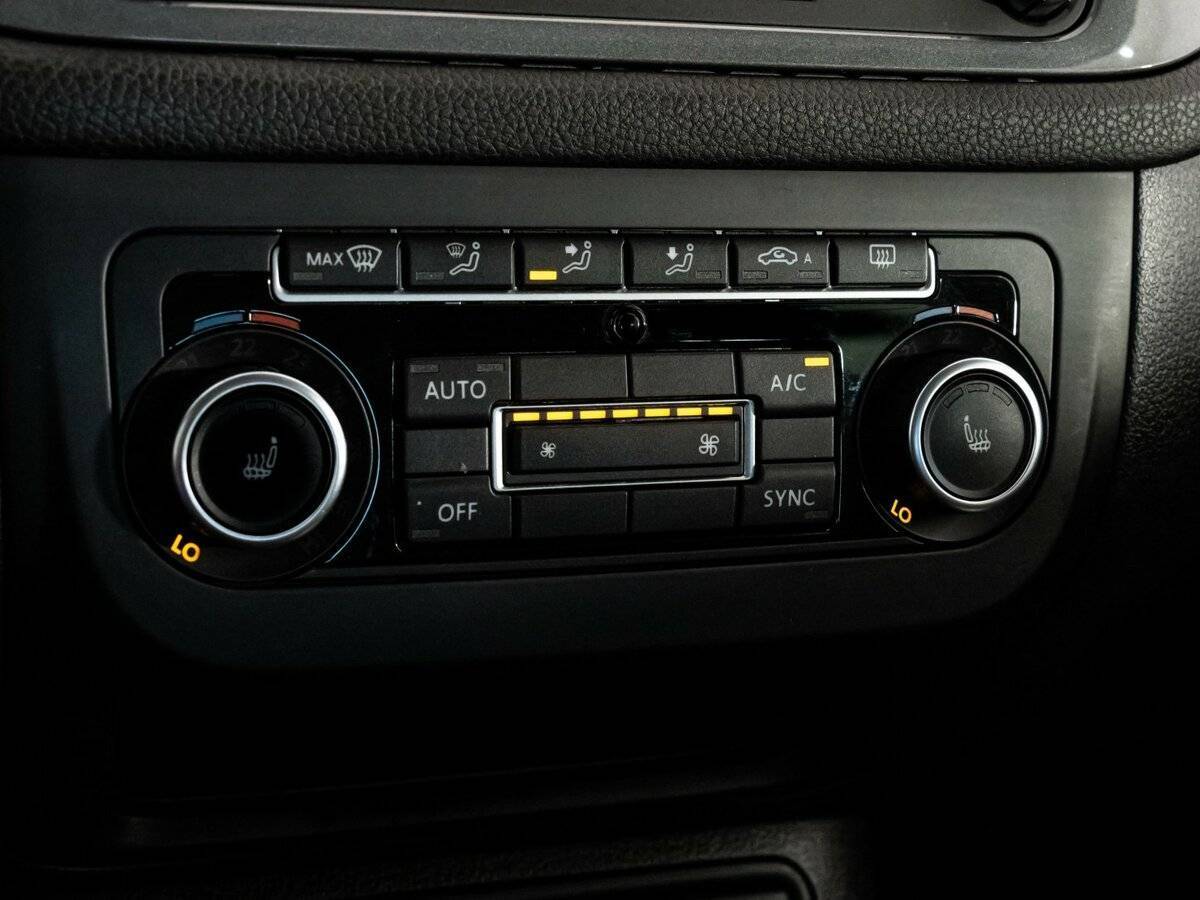 Б/У Фольксваген Тигуан 2014 года. Фото: #16