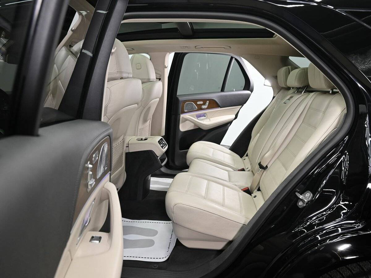 Mercedes-Benz GLE 2020 года с пробегом. Фото: #20