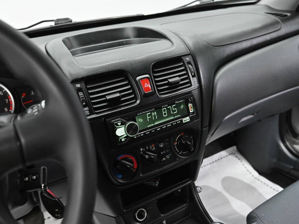 Nissan Almera 2005 года с пробегом. Фото: #9