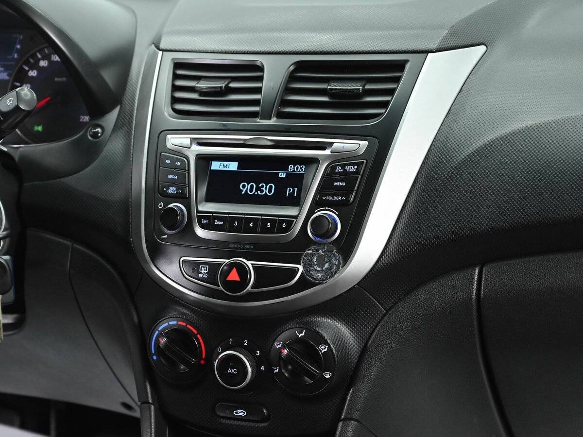 Hyundai Solaris 2011 года с пробегом. Фото: #9