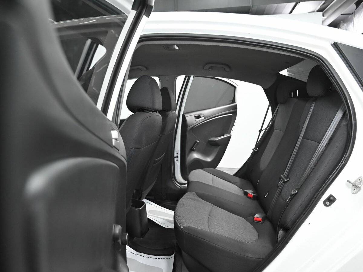 Hyundai Solaris 2011 года с пробегом. Фото: #13