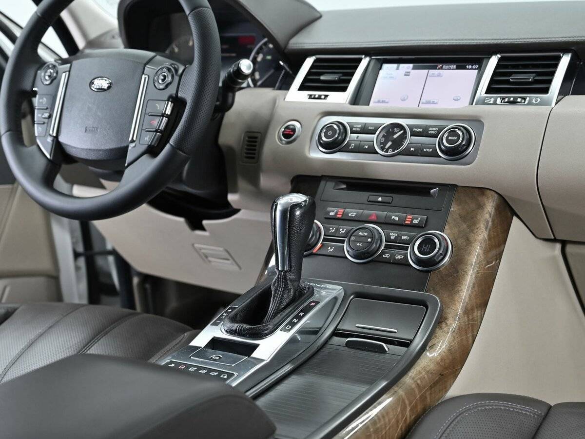 Land Rover Range Rover Sport 2012 года с пробегом. Фото: #8