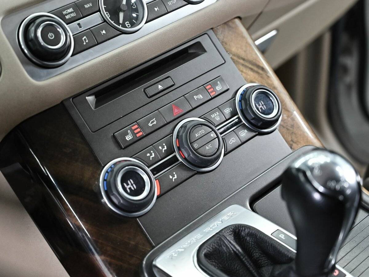 Land Rover Range Rover Sport 2012 года с пробегом. Фото: #10