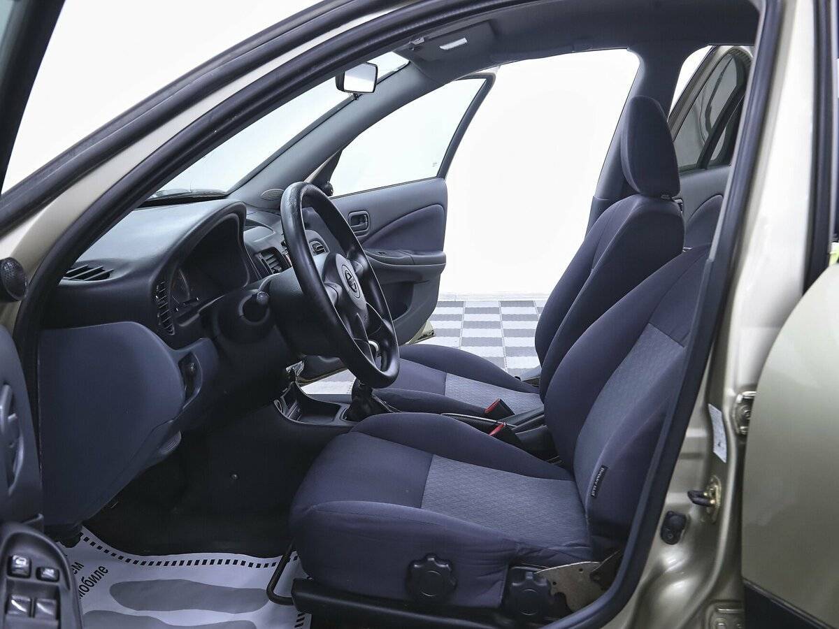 Nissan Almera 2004 года с пробегом. Фото: #6