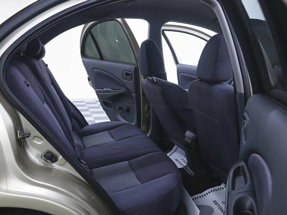 Nissan Almera 2004 года с пробегом. Фото: #11