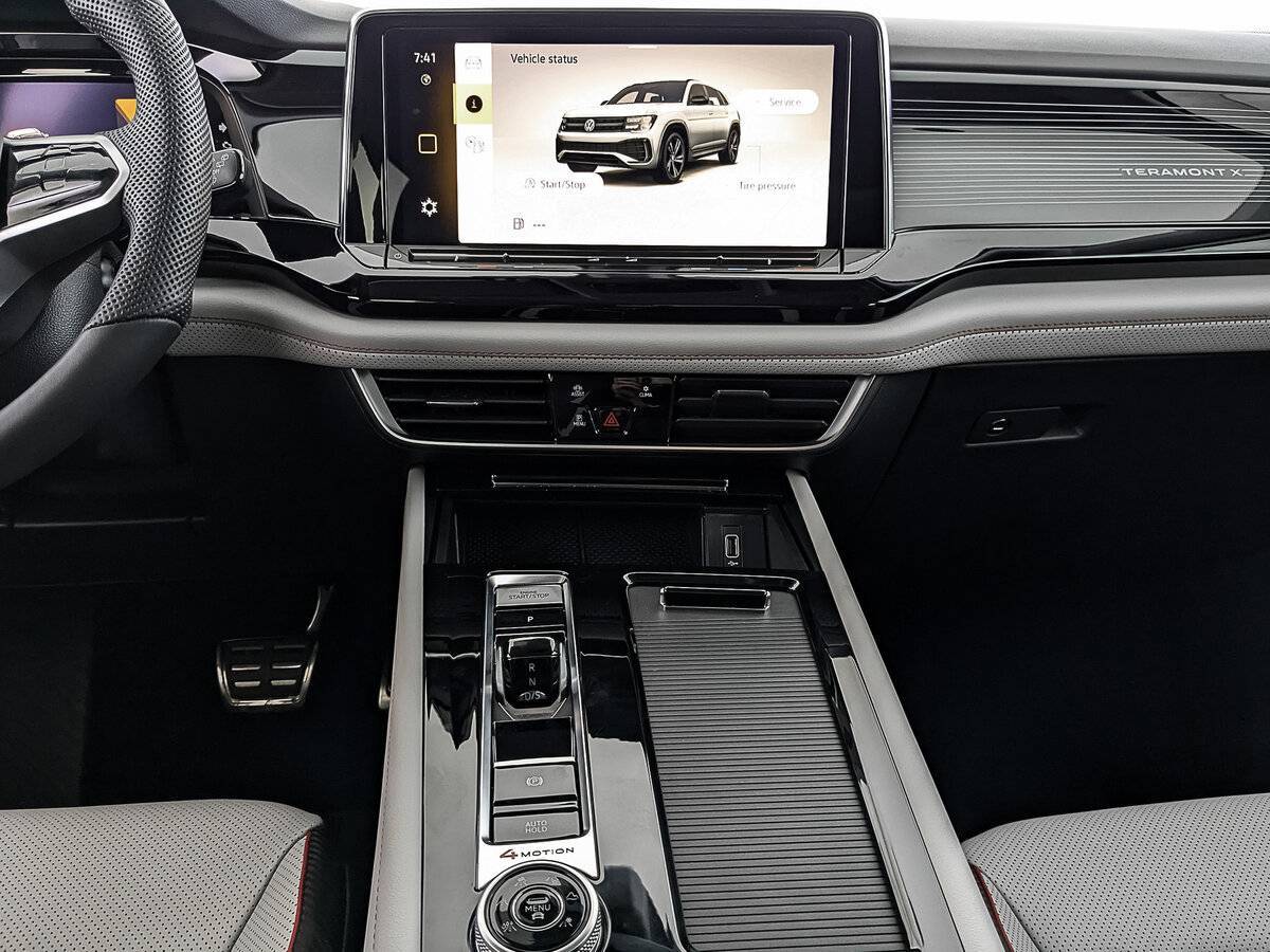Volkswagen Teramont 2024 года с пробегом. Фото: #10