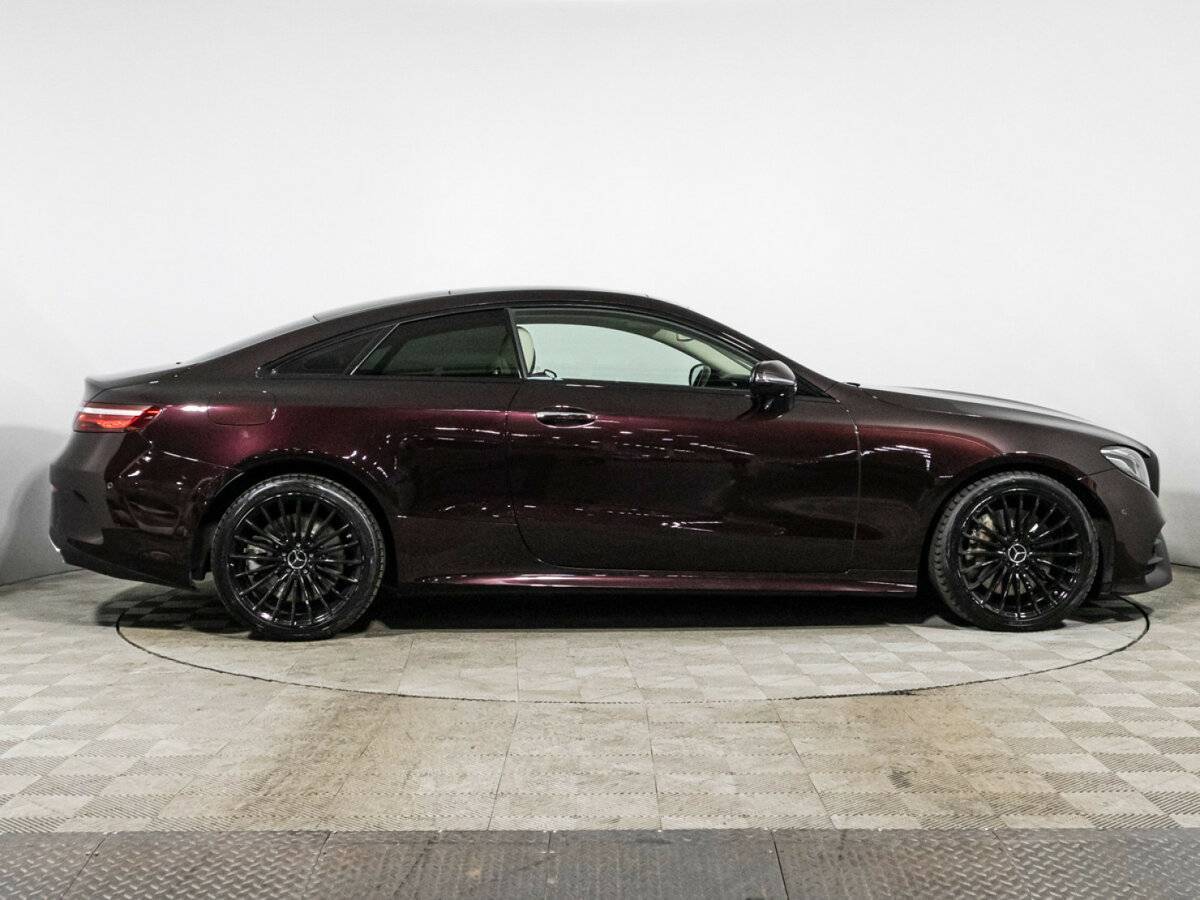 Mercedes-Benz E-Класс 2018 года с пробегом. Фото: #3