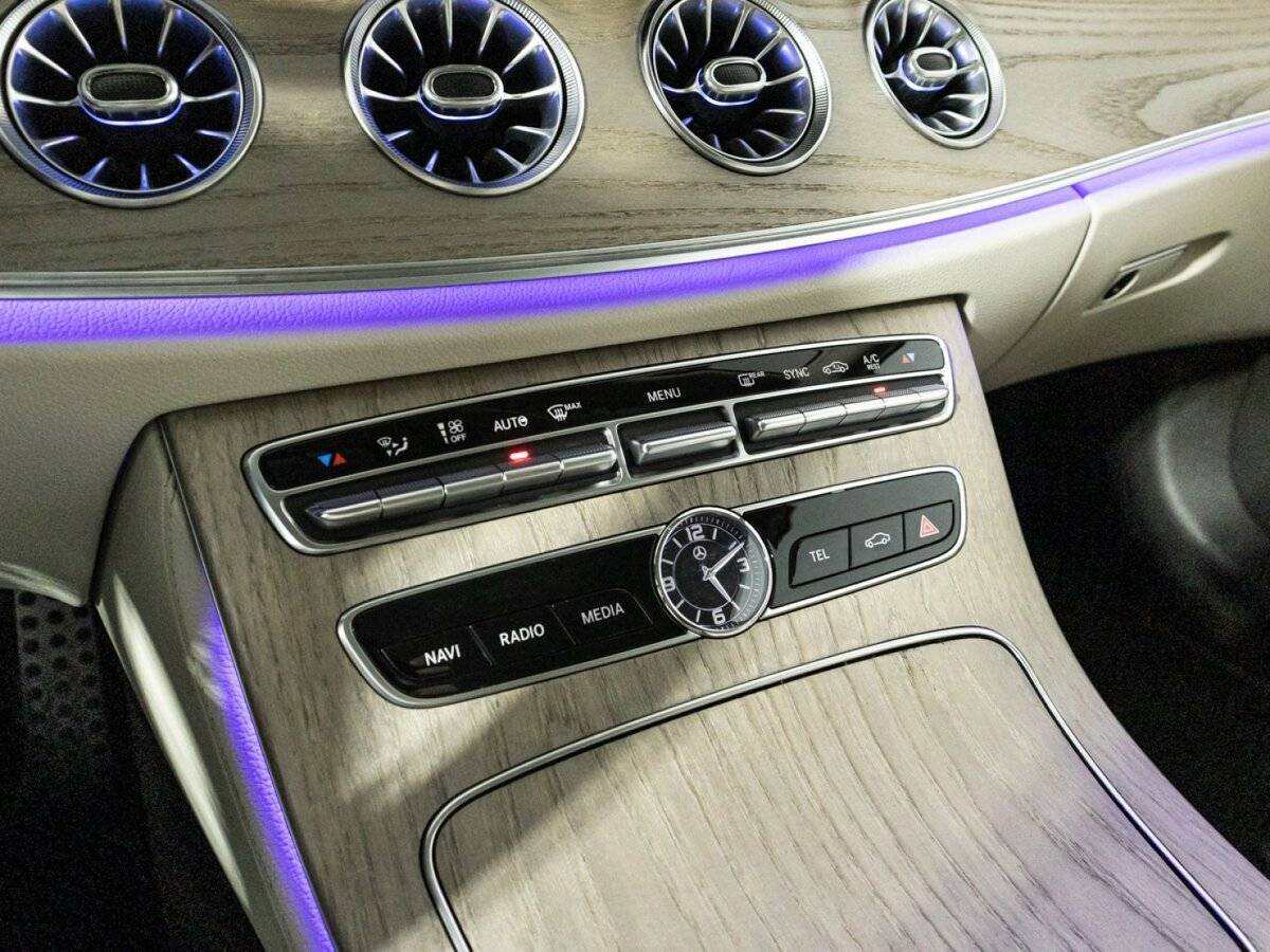 Mercedes-Benz E-Класс 2018 года с пробегом. Фото: #20