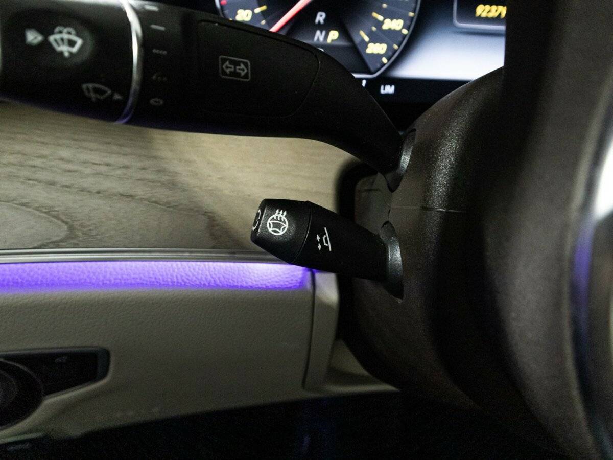 Mercedes-Benz E-Класс 2018 года с пробегом. Фото: #23