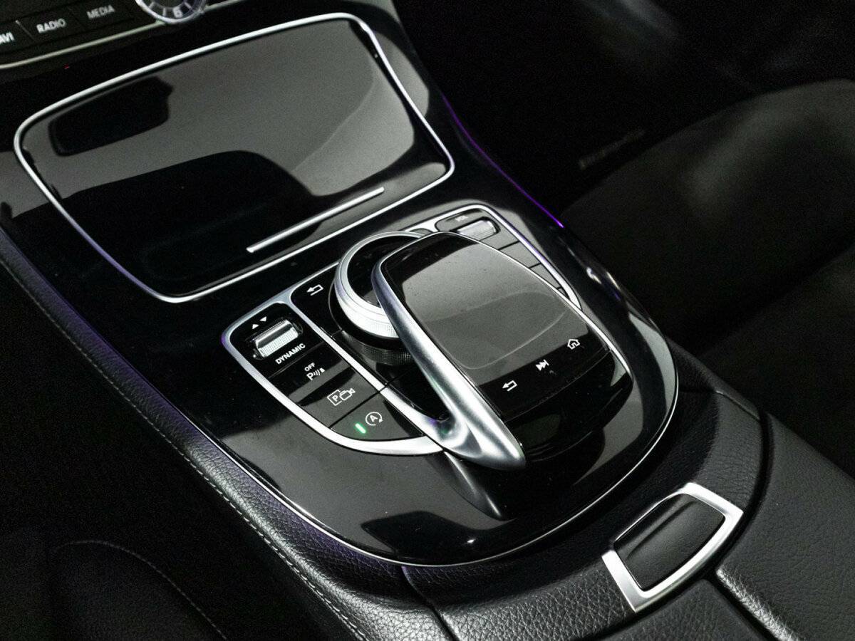 Mercedes-Benz E-Класс 2017 года с пробегом. Фото: #18