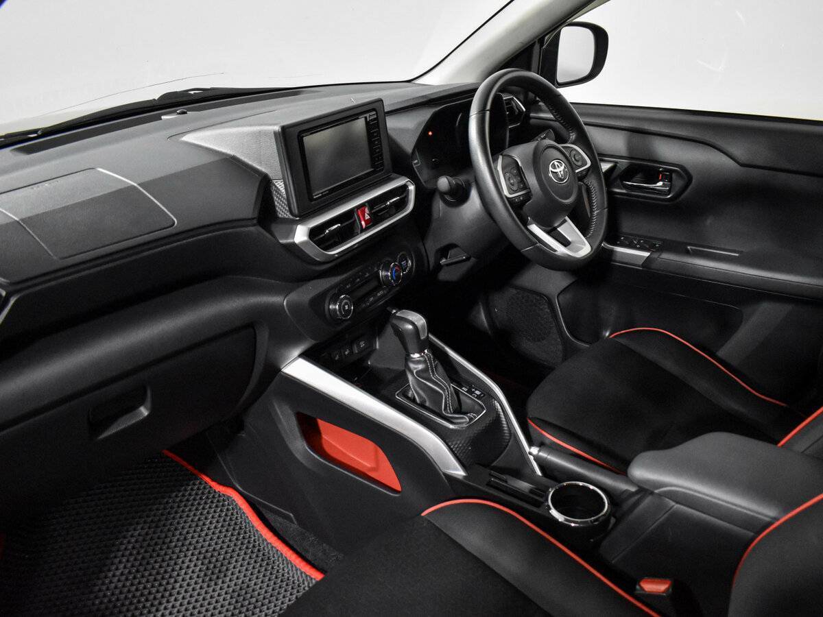 Toyota Raize 2021 года с пробегом. Фото: #8