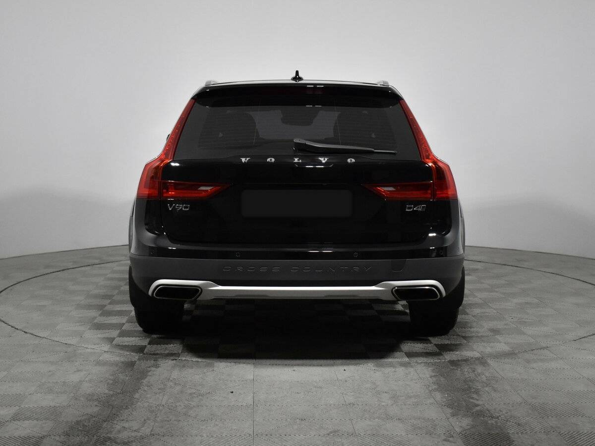 Volvo V90 Cross Country 2017 года с пробегом. Фото: #5