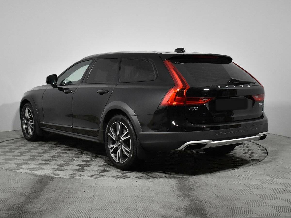 Volvo V90 Cross Country 2017 года с пробегом. Фото: #6
