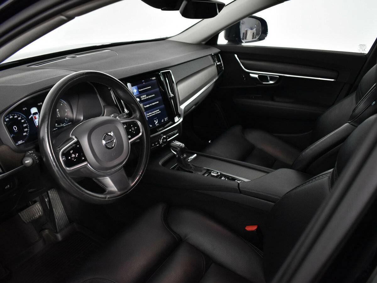 Volvo V90 Cross Country 2017 года с пробегом. Фото: #8