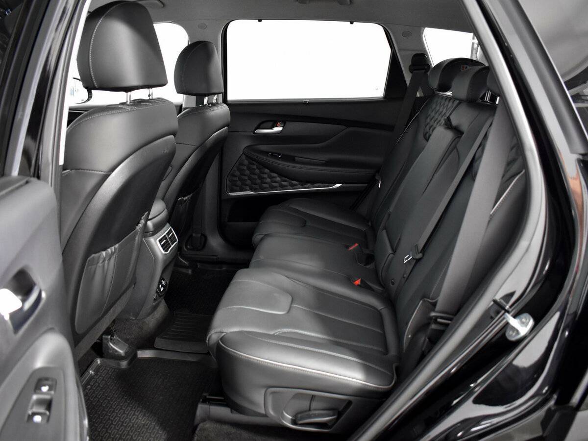 Hyundai Santa Fe 2021 года с пробегом. Фото: #11