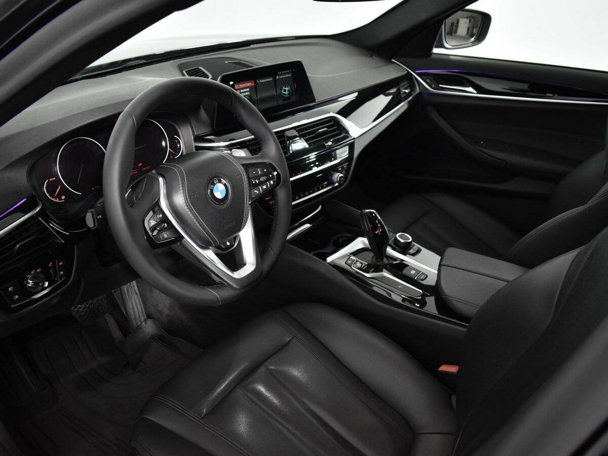 BMW 5 серии 2020 года с пробегом. Фото: #7
