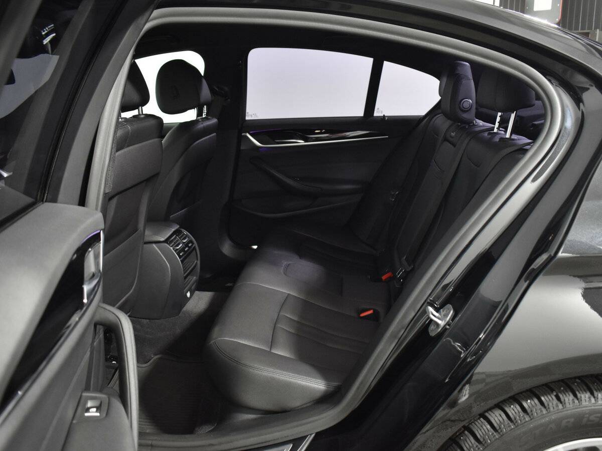 BMW 5 серии 2020 года с пробегом. Фото: #10