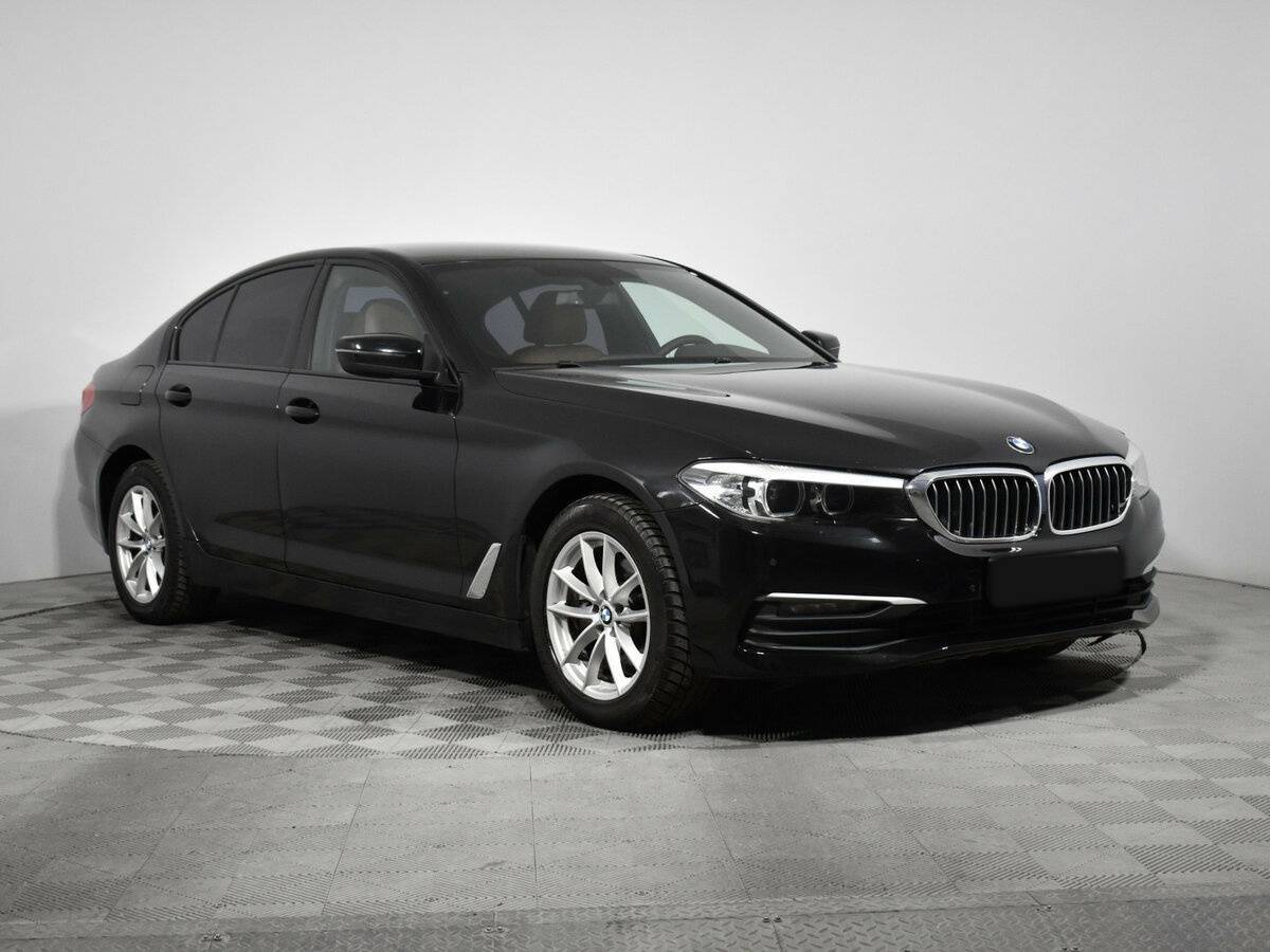 BMW 5 серии 2020 года с пробегом. Фото: #2