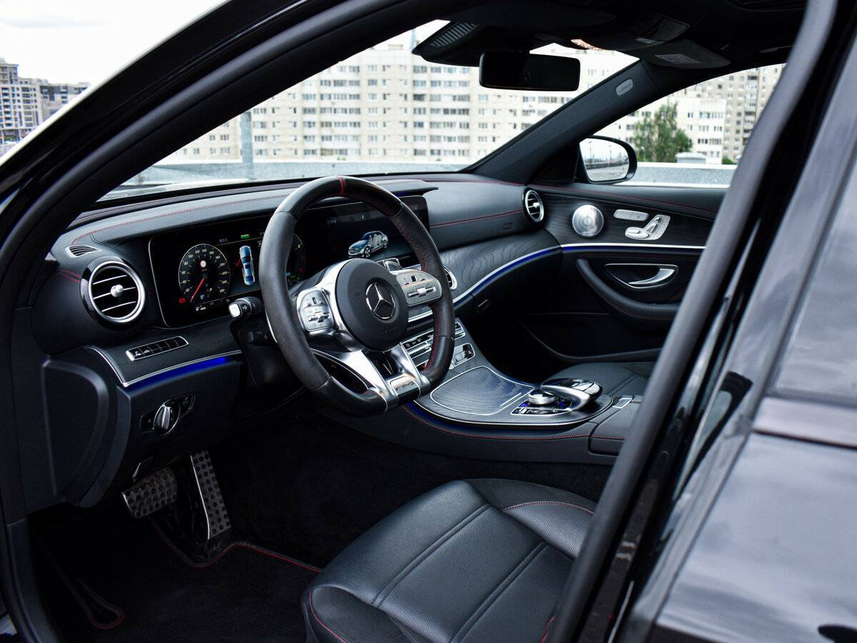 Mercedes-Benz E-Класс AMG 2019 года с пробегом. Фото: #7