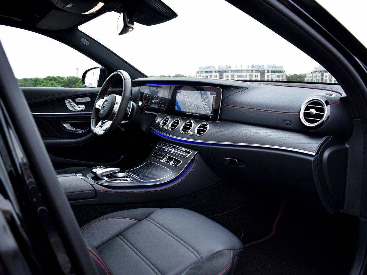 Mercedes-Benz E-Класс AMG 2019 года с пробегом. Фото: #8
