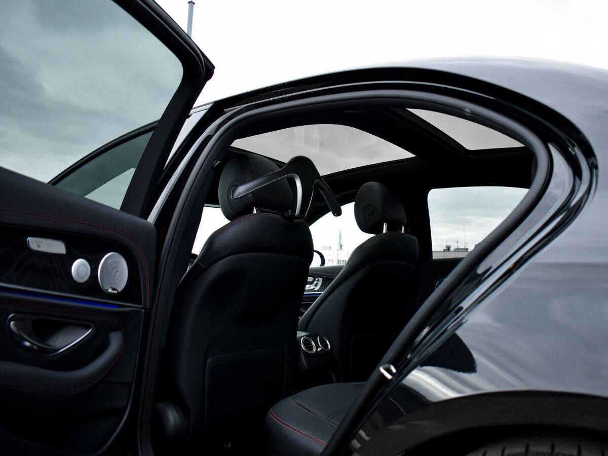 Mercedes-Benz E-Класс AMG 2019 года с пробегом. Фото: #12