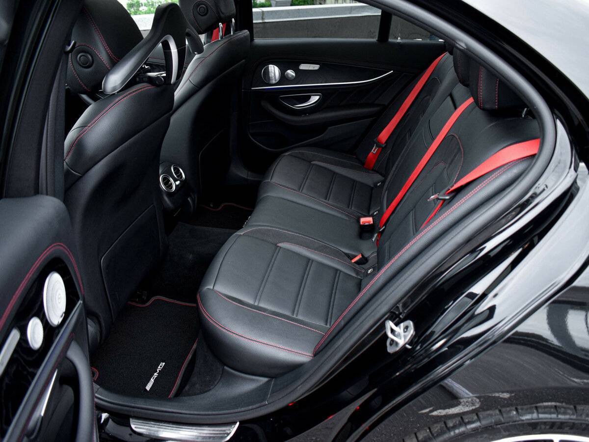 Mercedes-Benz E-Класс AMG 2019 года с пробегом. Фото: #13