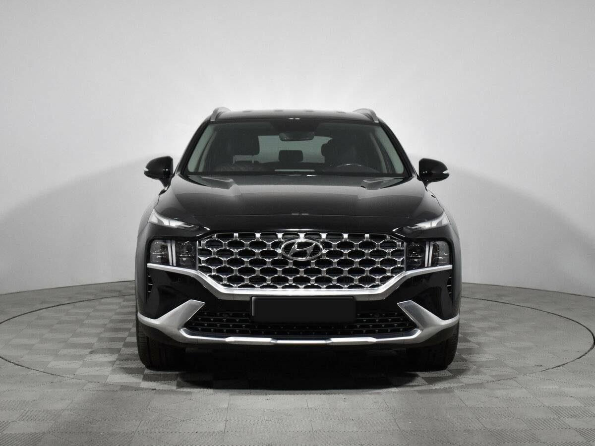 Hyundai Santa Fe 2021 года с пробегом. Фото: #1