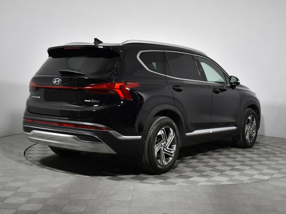 Hyundai Santa Fe 2021 года с пробегом. Фото: #4