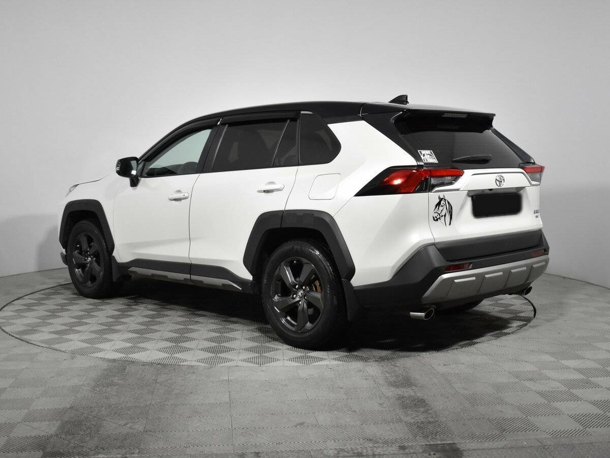Toyota RAV4 2022 года с пробегом. Фото: #6