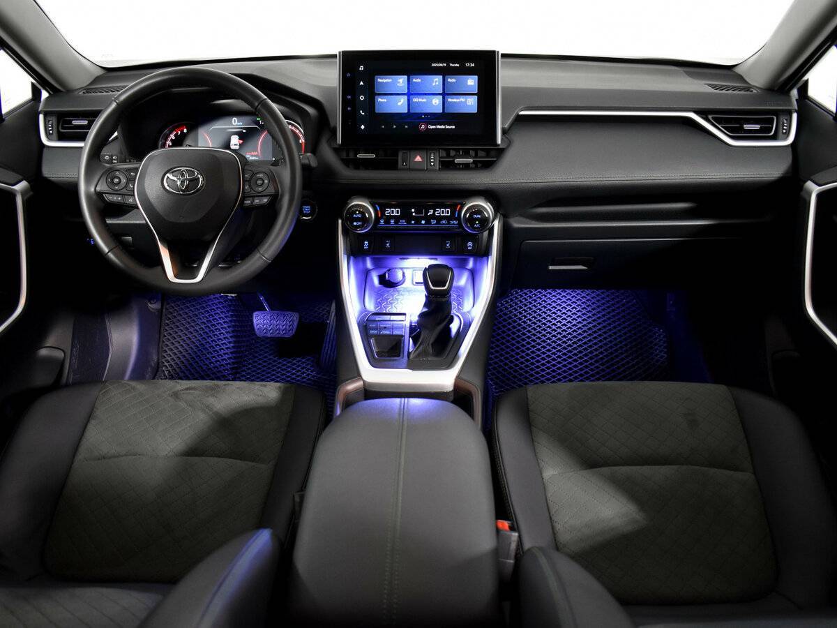 Toyota RAV4 2022 года с пробегом. Фото: #9