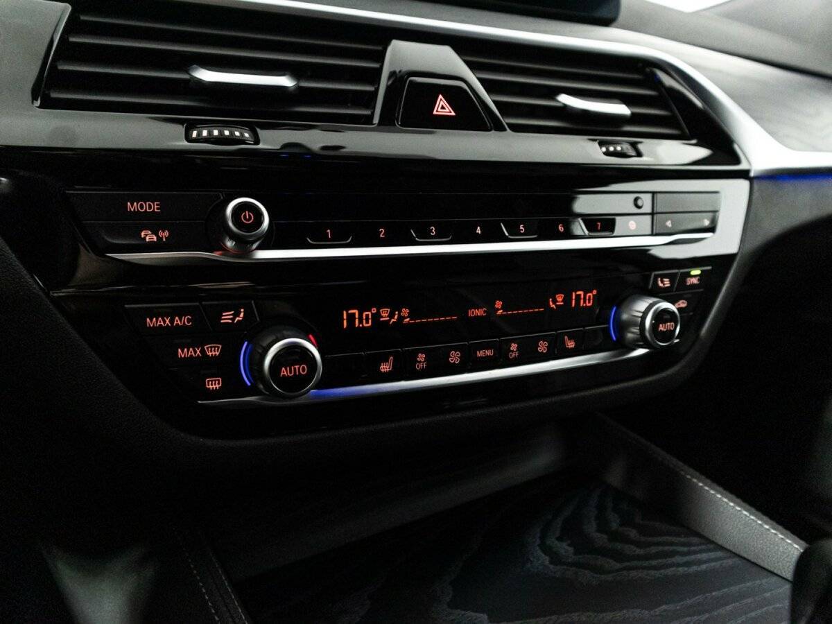 BMW 6 серии 2020 года с пробегом. Фото: #19