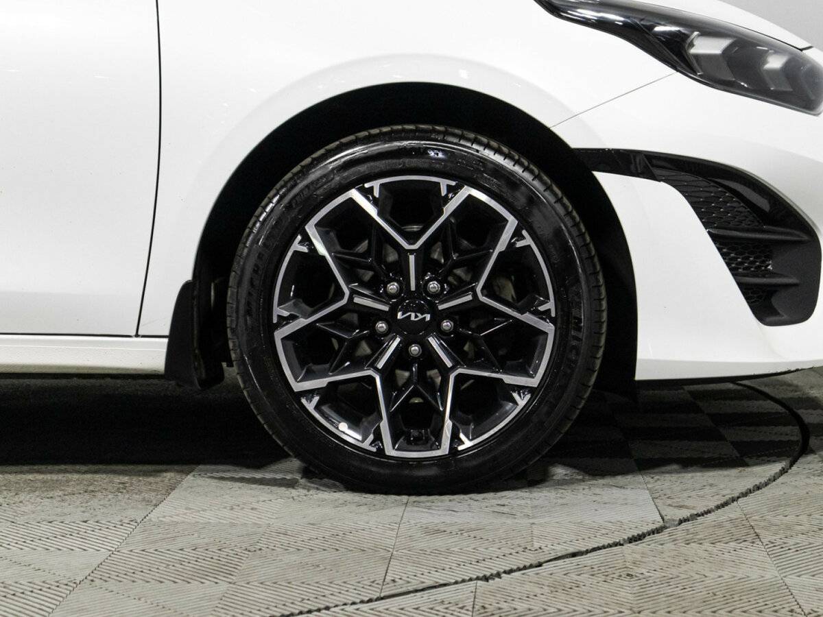Kia Ceed 2021 года с пробегом. Фото: #23