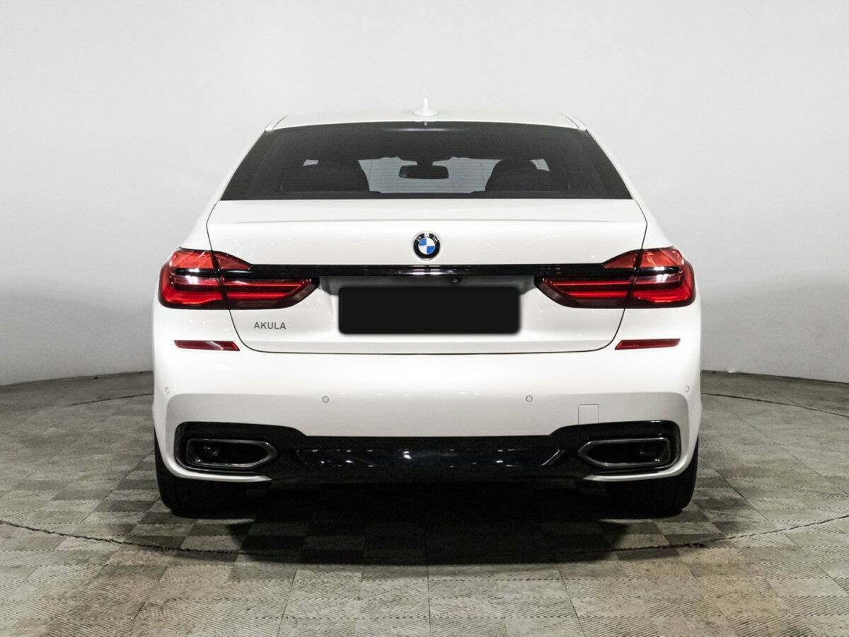 BMW 7 серии 2016 года с пробегом. Фото: #5