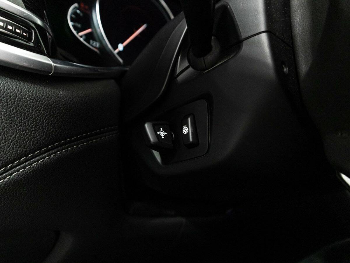 BMW 7 серии 2016 года с пробегом. Фото: #26