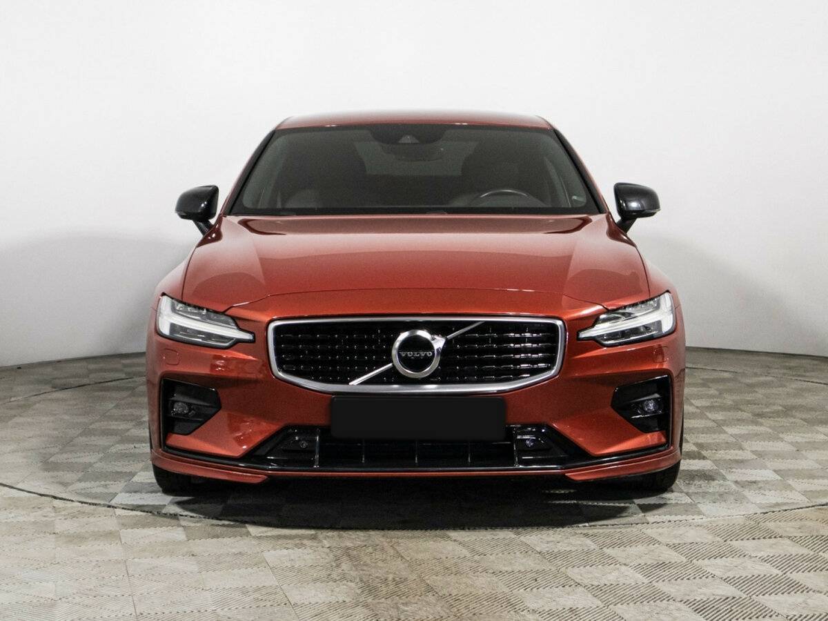 Volvo S60 2019 года с пробегом. Фото: #1