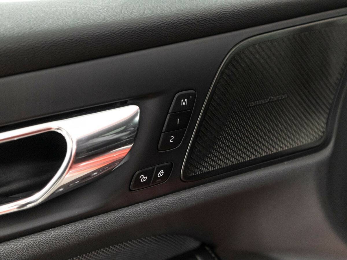 Volvo S60 2019 года с пробегом. Фото: #15