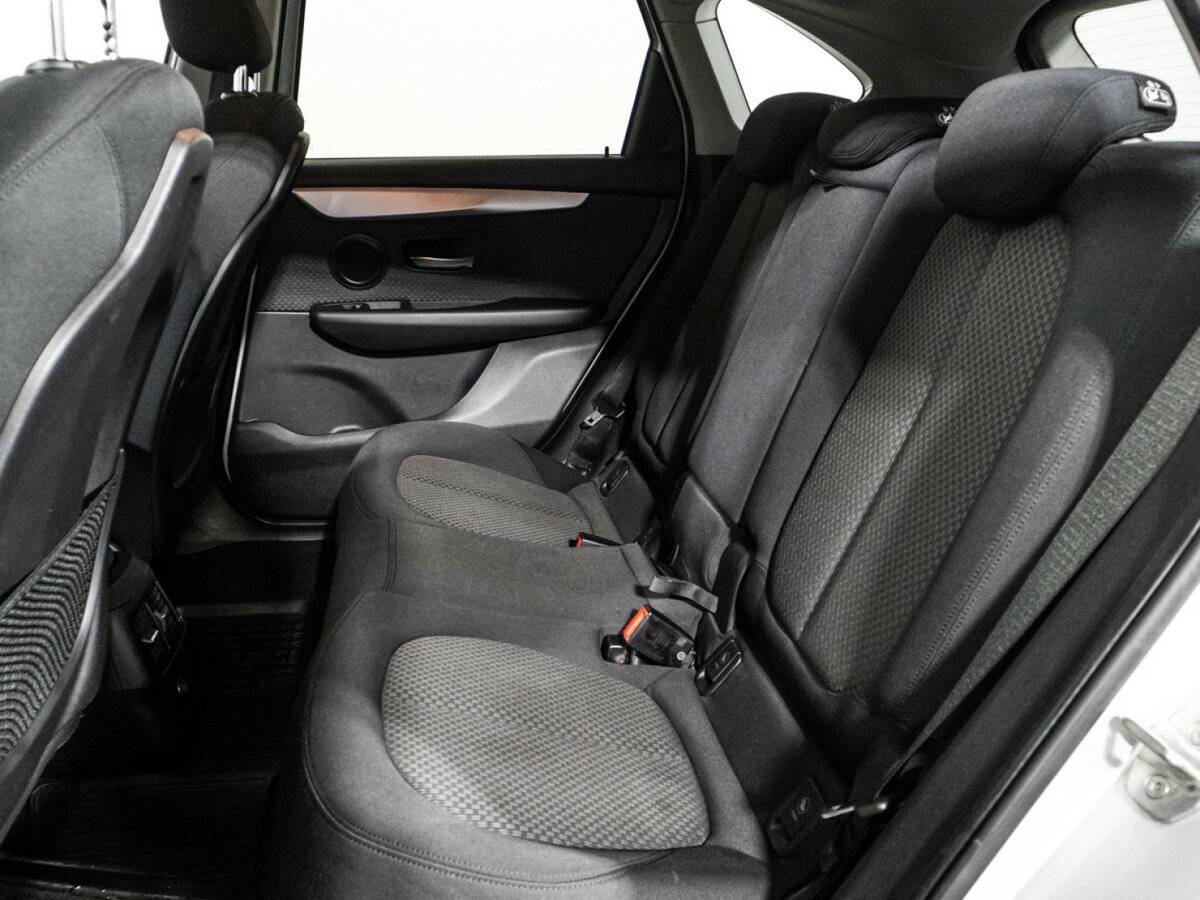 BMW 2 серии Active Tourer 2015 года с пробегом. Фото: #9