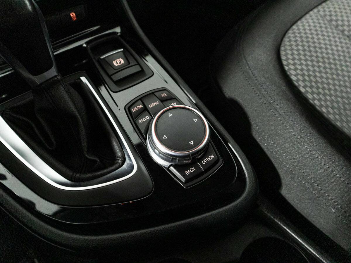 BMW 2 серии Active Tourer 2015 года с пробегом. Фото: #19