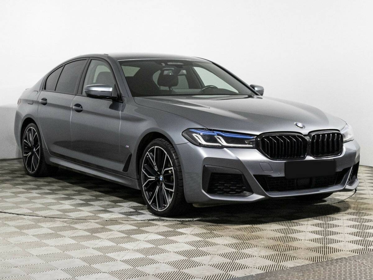 BMW 5 серии 2020 года с пробегом. Фото: #2