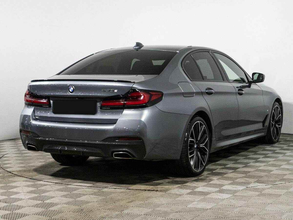 BMW 5 серии 2020 года с пробегом. Фото: #4