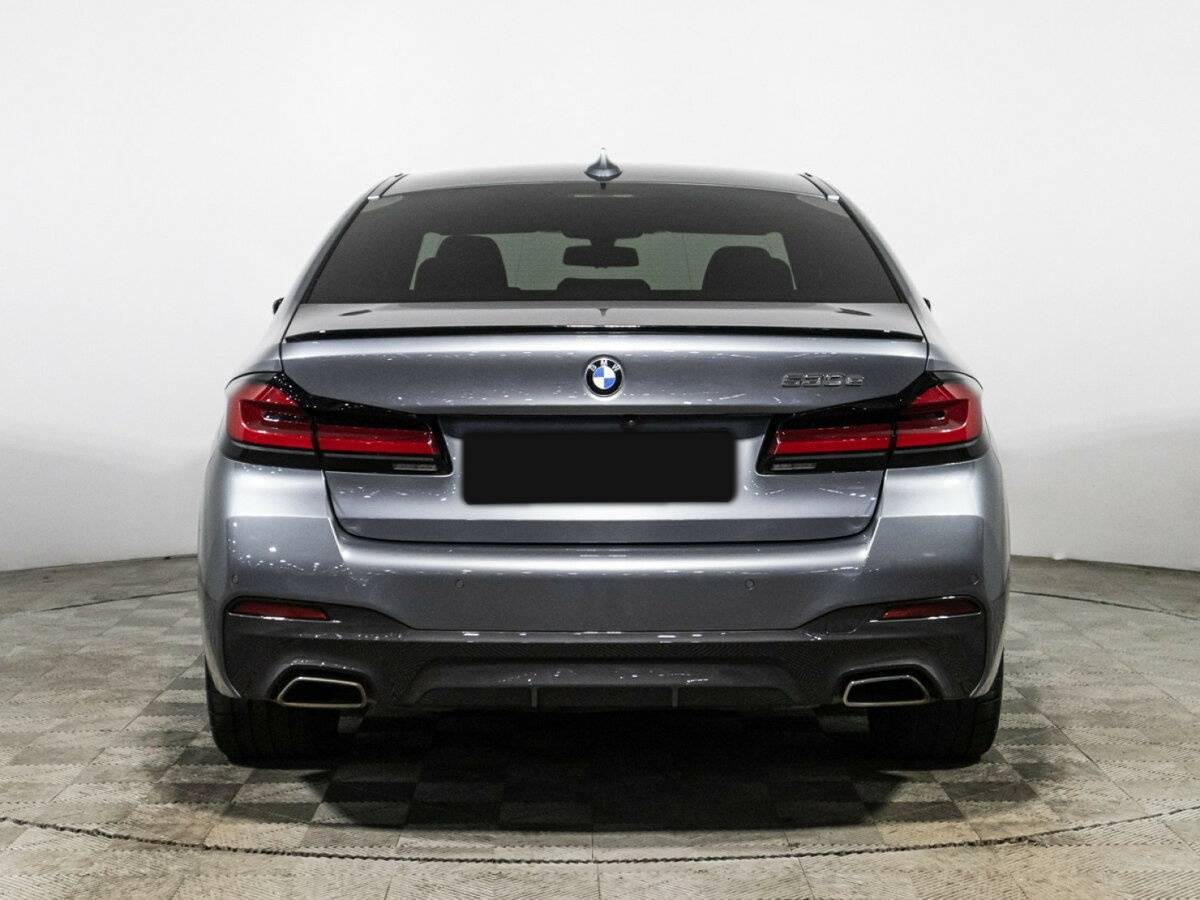 BMW 5 серии 2020 года с пробегом. Фото: #5