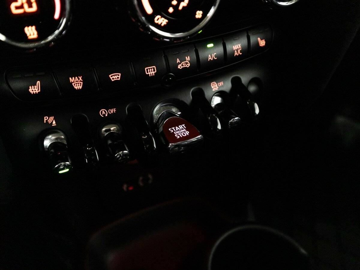 Mini Hatch 2014 года с пробегом. Фото: #16