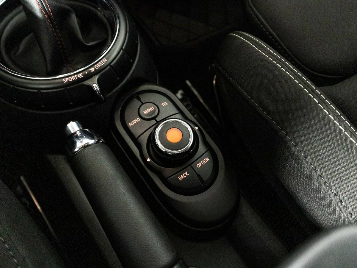 Mini Hatch 2014 года с пробегом. Фото: #17