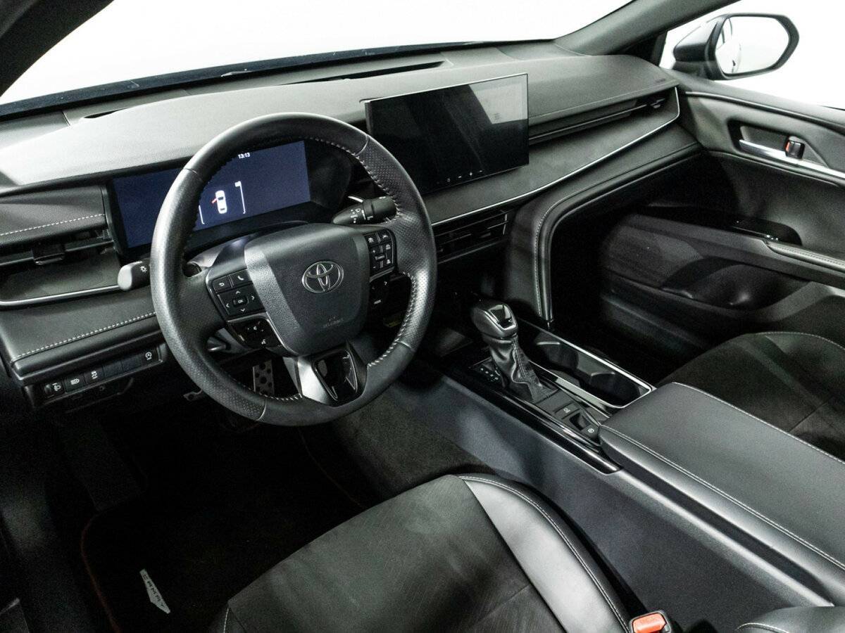 Toyota Camry 2024 года с пробегом. Фото: #10