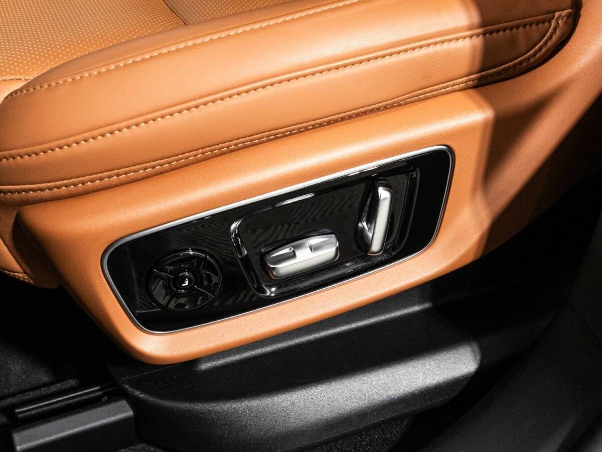 LiXiang L7 2023 года с пробегом. Фото: #22